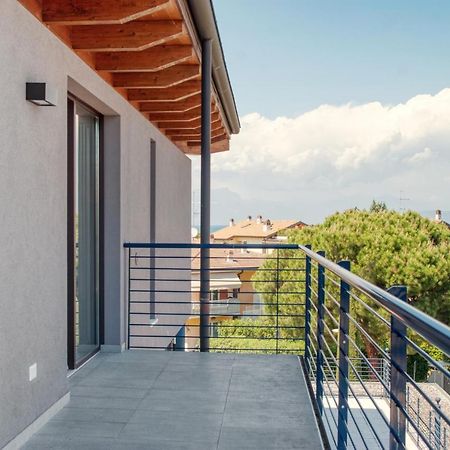Residenza Puoti Apartment Peschiera del Garda Exterior photo